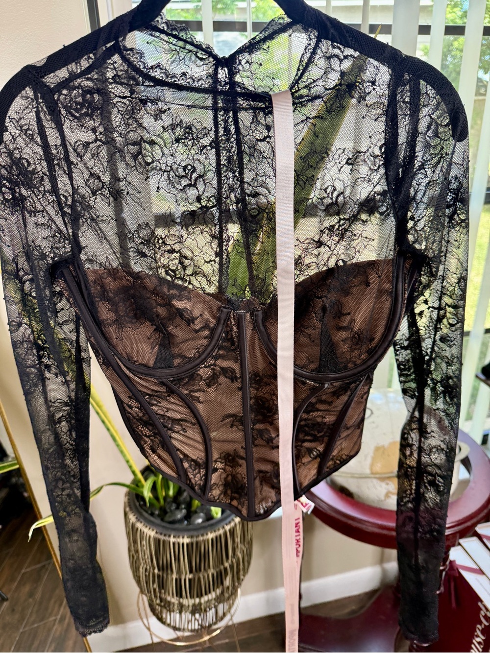 House of Cb ZOE Black Lace Long Sleeve Corset Top NWT - Picture 9 of 11